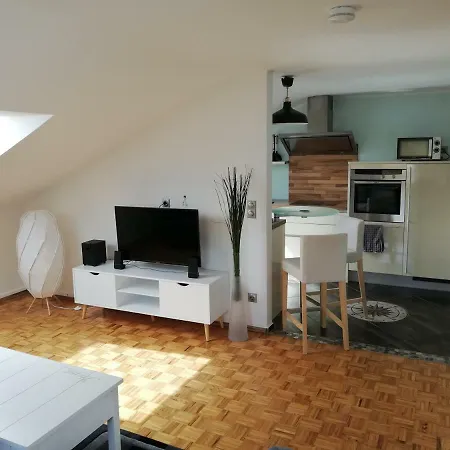 Διαμέρισμα Ferienwohnung Unterm Dach *
